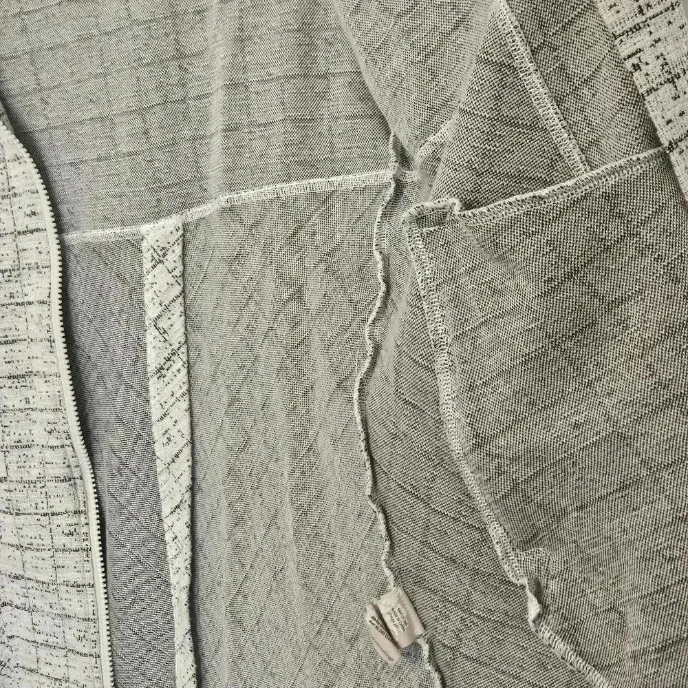 Soft Surroundings Full Zip Euc With Split Back Hem - image 7